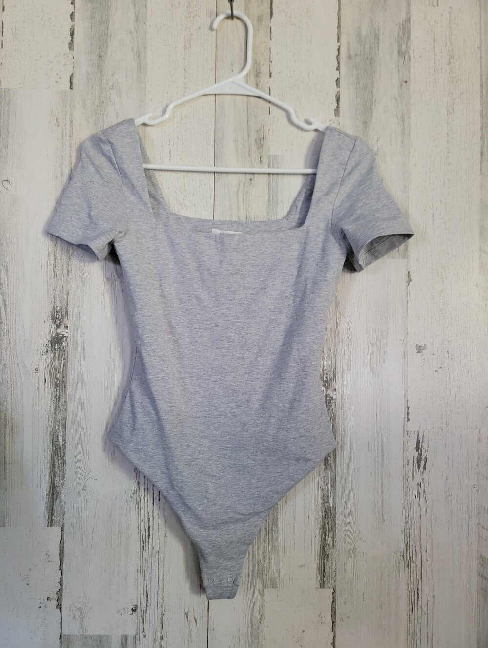 Aritzia Light Gray Square-Neck Short Sleeve Bodysuit Nwt